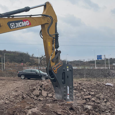 Schlaggeschwindigkeit 150-300 bpm Hydraulischer Steinbrecher Tka Rohrleitungen für Hitachi Bagger